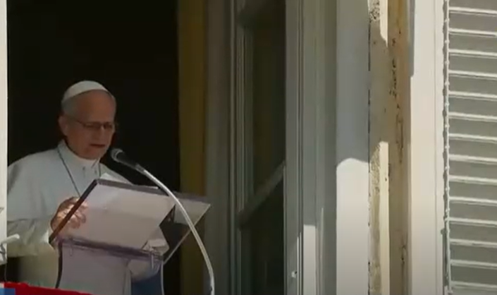 PAPA LEÓN XIV SALUDÓ EL ANDA DEL SEÑOR DE LOS MILAGROS EN EL VATICANO